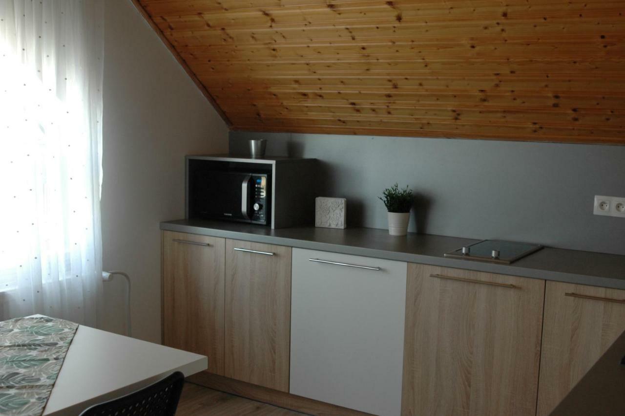 Apartman Timea Lägenhet Dunajská Streda Exteriör bild