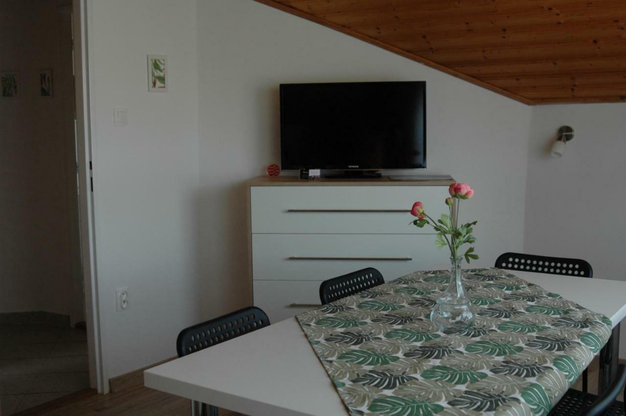 Apartman Timea Lägenhet Dunajská Streda Exteriör bild